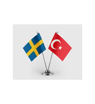 İsveç Bayrağı ve Türkiye Bayrağı İkili Saten Masa Bayrağı Takımı