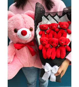Sevgiliye Hediye Kırmızı Temalı Aşk Dolu Ayıcık Buketi ve 35cm Pembe Ayıcık Peluş Buket