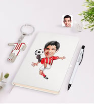 BK Gift Kişiye Özel Kırmızı-Beyaz Futbolcu Karikatürlü Defter Kalem ve Formalı Metal Anahtarlık Seti Model 1
