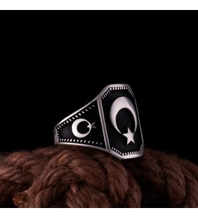 Erkek Gümüş Yüzük Ay Yıldız İşlemeli Siyah Oniks Taşlı Model1 Erkek Gümüş Yüzük