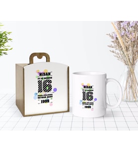 BK Gift Kişiye Özel Ahşap Kutuda Tarihli İyi Ki Doğdun Tasarımlı Beyaz Kupa Bardak-1
