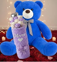 90 Cm Peluş Ayı & Kişiye Özel İsim Yazılı Peluş Silindir Vazo da 9'lu Pembe Ayıcık Buketi Seti Kıza, Eşe, Sevgiliye Hediye (Koyu Mavi)