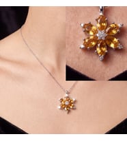 925 Ayar Gümüş Sitrin Sarısı Zirkon Taşlı Lotus Çiçeği Kolye