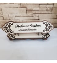 Kişiye Özel Ahşap Masa İsimliği