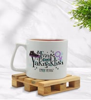 BK Gift Kişiye Özel Evin Yakışıklısı Tasarımlı Middle Beyaz Kupa Bardak Model 1