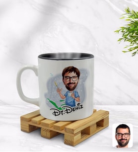 BK Gift Kişiye Özel Erkek Diş Hekimi Karikatürlü İçi Siyah Renkli Kupa Bardak Model 4