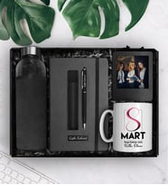8 Mart Dünya Kadınlar Gününe Özel Deri Kılıflı Matara & Deri Kılıf Touch Pen Kalem & Defter & Özel Tasarım Kupa & Çerçeve Hediye Seti