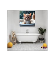 Tekli Kare Kanvas  Küvette Banyo Yapan Yavru Kedi Tasarımı