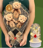 Büyük Boy 3'lü Peluş Ayıcık Buketi ve Led Işıklı Beyaz Melekli Fanus (Model 5)