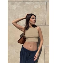 Nare Bej Bisiklet Yaka Kolsuz Crop Bluz (Bej)