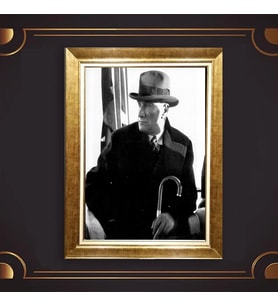 Altın Varaklı Çerçeveli Paspartulu Atatürk Tablo z4812 (Gold)