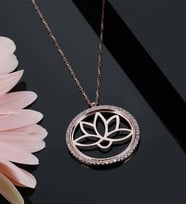 925 Ayar Gümüş Lotus Çiçeği Kolye