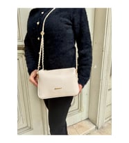 Kadın Zincir Askılı Günlük Ve Özel Kullanıma Uygun Şık Tasarımlı Omuz & Çapraz Çanta Shoulder Bag