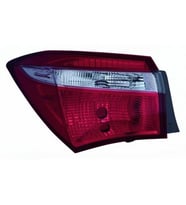 Toyota Corolla 2013-2016 Stop Lambası Arka Stop Dış Sol