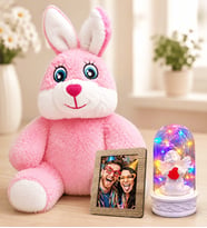 Kişiye Özel Fotoğraflı Renkli LED Işıklı Beyaz Melekli Fanus ve Pembe Peluş Tavşan Sevgiliye Kadına Hediye