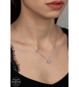 SWAROVSKİ CRYSTAL ÇİÇEK 925 AYAR GÜMÜŞ KOLYE