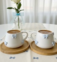 Kişiye Özel El Yapımı Tasarım Mavi Kurdele Detaylı 2'li Porselen Fincan Seti (Mavi)