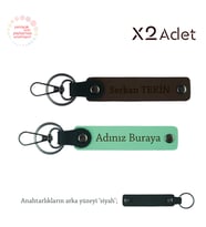 Öğrenciye Anlamlı Jest, İsimli 2’li Anahtarlık Takımı, Yeşil-Koyu Kahve-Siyah