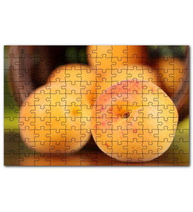 Cakapuzzle Sepetten Dökülen Taze Kayısılar Yakın Çekim Puzzle Yapboz MDF (Ahşap) (120 Parça)