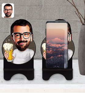 BK Gift Kişiye Özel Erkek Karikatürlü Ahşap Biblo Telefon Standı-51