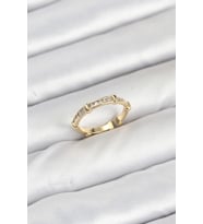 Pirinç Gold Renk Kemik Model Zirkon Taşlı Kadın Yüzük 5886