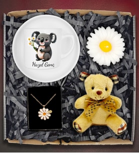 Kişiye Özel Papatya Kolye&Kişiye Özel Koala Tasarım Fincan&Mum&Ayıcık Anahtarlık Hediye Seti