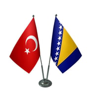 Masa Üstü Bosna Bayrağı Türk Bayrağı İkili Krom Direk Masa Bayrak Seti