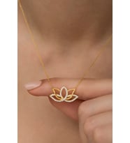 925 Ayar Gümüş Gold Zirkon Taşlı Lotus Çiçeği Kolye