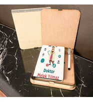 Doktora Hediye Ahşap Kutulu Defter Kalem Set 002
