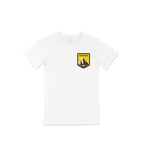 Trekking Adventure Cep Logo Tasarımlı Beyaz Tişört