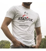 İzindeyiz Tişört (Beyaz)