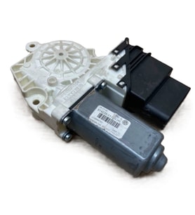 Vw Passat B6 Sol Arka Cam Motoru Orijinal Çıkma 3C9959703
