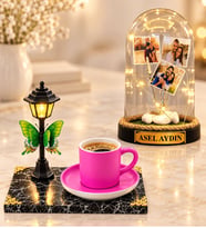 Sokak Lambalı Pembe Kahve Fincanı ve Kişiye Özel 3 Fotoğraflı Yazılı LED Fanus