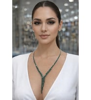 Kadın Zümrüt Yeşili Taşlı Kolye Küpe Takı Seti – Işıltılı Davet & Gece Takısı
