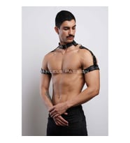 Kol - Boyun - ve Omuz Detaylı Şık Erkek Harness, Erkek Partywear (Kırmızı)