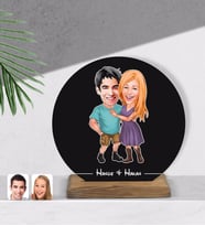 BK Gift Kişiye Özel Sevgililer Karikatürlü Yuvarlak Ahşap Biblo-80