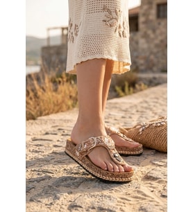 Guja 26Y217-4 Kadın Taşlı Düz Terlik Camel