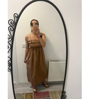 miyu camel rengi deniz kabuklu elbise