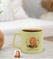 BK Gift Kişiye Özel Karikatürlü Anneler Günü Tasarımlı Pastel Sarı Middle Kupa Bardak, Anneye Hediye, Anneler Günü Hediyesi-1