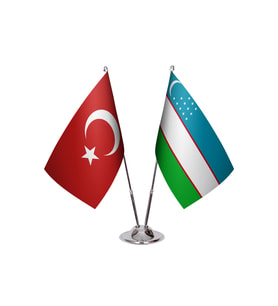 Özbekistan İkili Masa Bayrağı