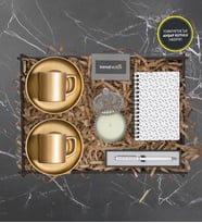 Gold Kahve Fincanı, Mum, Defter , Kalem Hediye Kutusu 