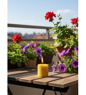 İNCİ TANELERİ HEDİYELİK DEKORATİF KAVUN KOKULU SOYA WAX MUM (SARI RENKLİ)