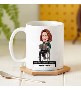 Akordiyon Sanatçısı Müzisyen Kadın Karikatürlü Kupa Bardak