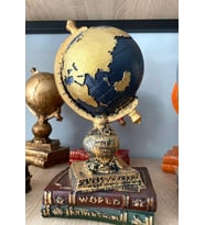 Kitap dünya dekoroatif obje Atlas Biblo