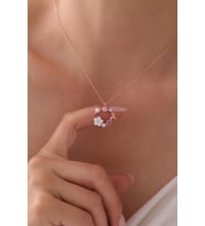 Gümüş Manolya Çiçeği Kalp Kolye 925 Ayar Gümüş Kolye