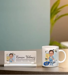 İsme Özel Cerrah Temalı Karikatürlü Masaüstü İsimlik Ve Kupa Bardak