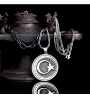 925 AYAR GÜMÜŞ AYYILDIZ MODEL TÜRK BOYLARI YAZILI MADALYON KOLYE