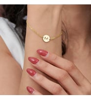 Kişiye Özel 925 Ayar Gümüş Minimal Harf Bileklik (Gold)