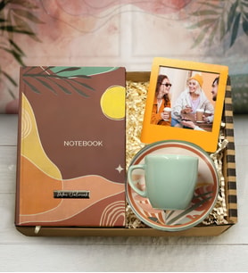 Kişiye Özel Desenli Defter & El Yapımı Fincan & Kişiye Özel İnstagram Çerçeve Hediye Seti