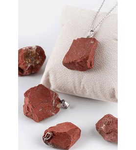 Sertifikalı Ham İşlenmemiş Kırmızı Jasper Taşı Kolye (Çok Renkli)